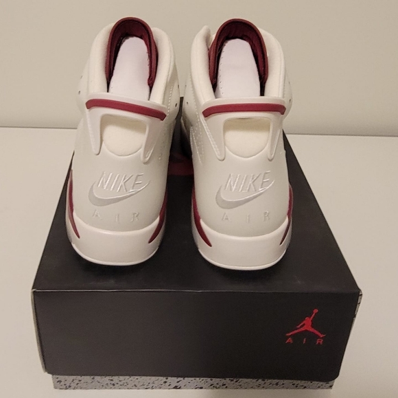 Retro Jordan 6 Maroon - Picture 2 of 2